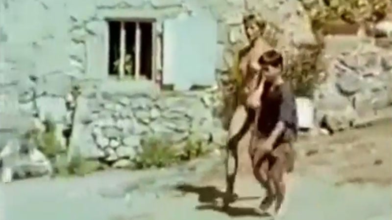 Narcoleptic naturist gets lost in the countryside without clothes