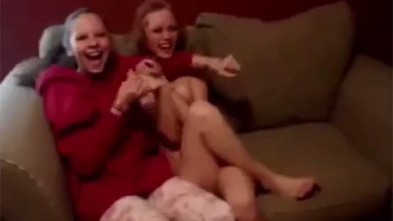 CFNF video - Two girlfriends film their naked girlfriend